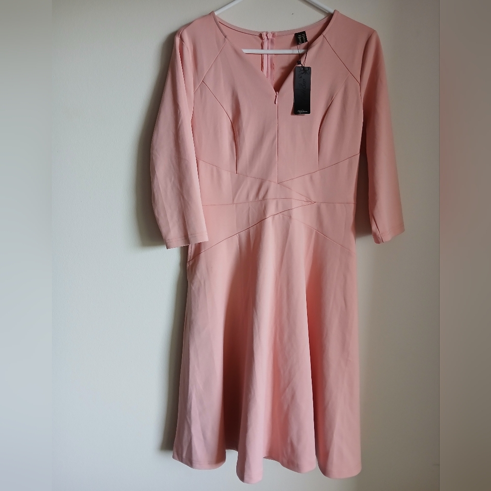 NWT VfShow Dress Size Medium Pockets Pink Peach